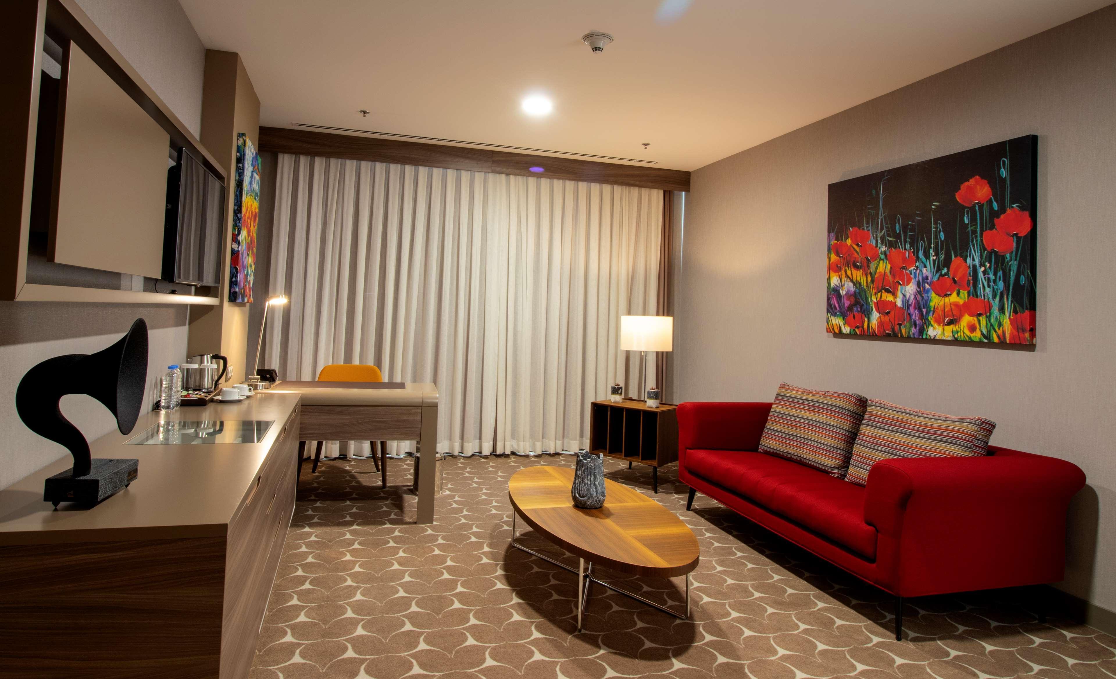 Doubletree By Hilton Ankara Incek Hotel Eksteriør billede