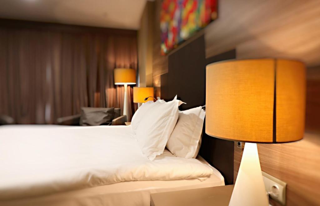 Doubletree By Hilton Ankara Incek Hotel Eksteriør billede
